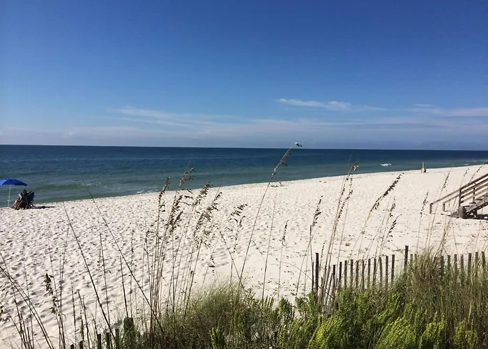 Lovely 203c - Surf And Racket Club Apartment