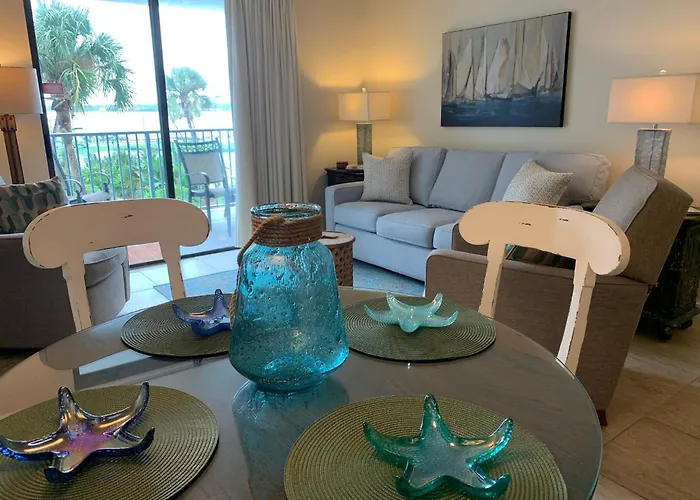 Lovely 203c - Surf And Racket Club Apartment